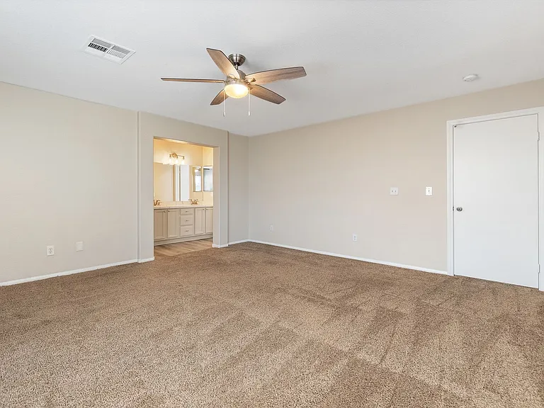 3211 Sunrise Cove Ave — Photo 11