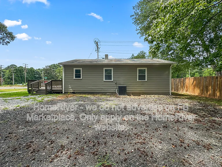 5033 Sunset Lake Rd — Photo 17