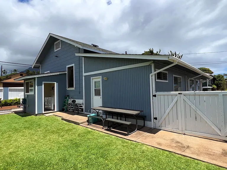 Palua St — Photo 17