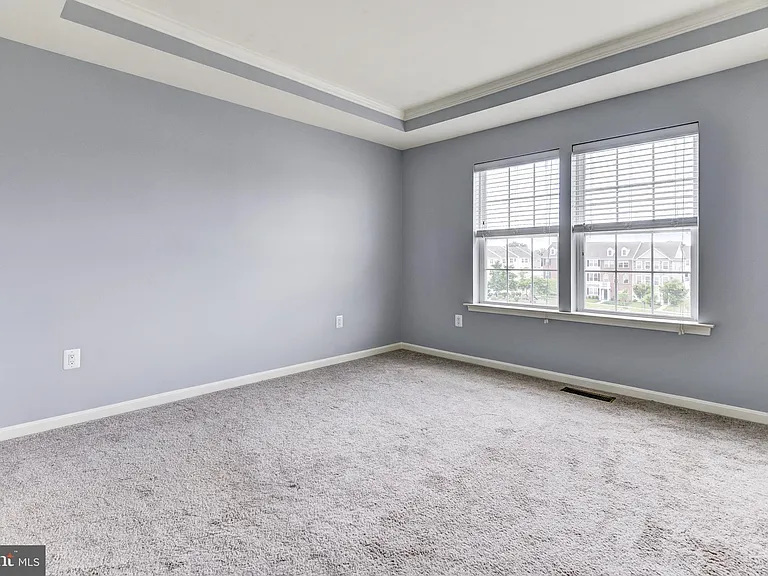 44104 Turf Field Sq — Photo 18