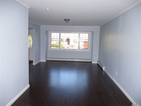 5th image of 1838 Scott Ave