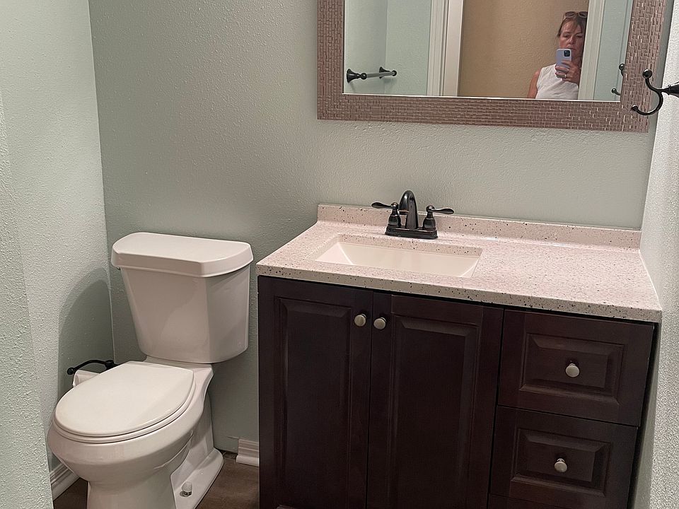 Lower Level Bath with Shower