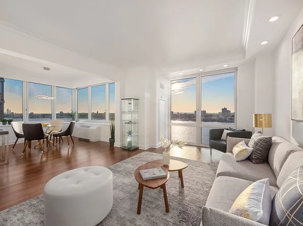 80 Riverside Blvd APT 26B, New York, NY 10069
