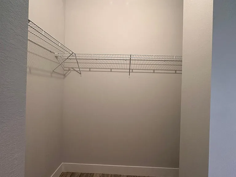 1219 Michael Ave — Photo 29
