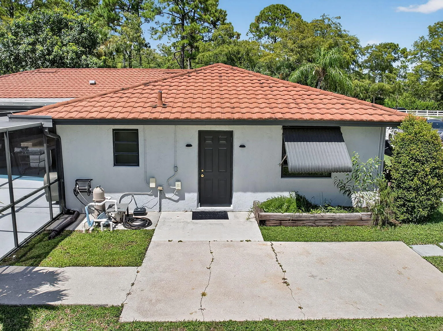 1 bed, 1.0 bath, 1000 sqft, $2,000 — Photo 2