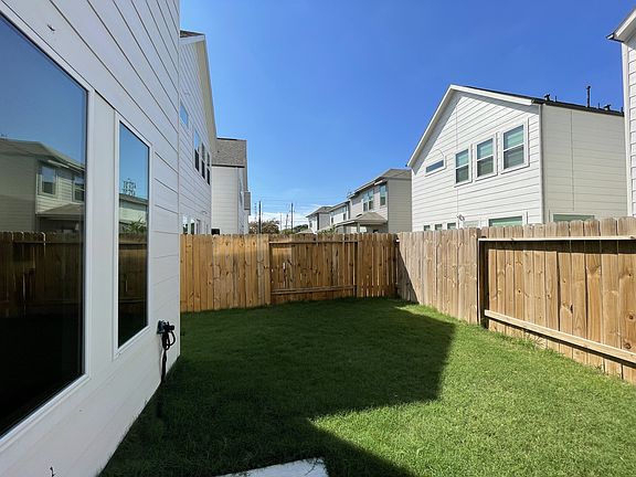 4th image of 4418 Bora Bora Ln