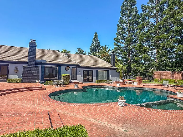 14402 Donna Ln — Photo 31