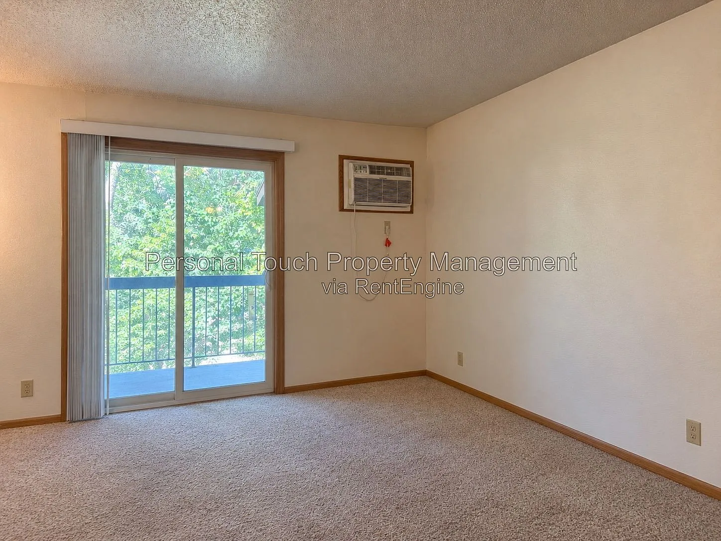 2 bed, 1.0 bath, $995 — Photo 3