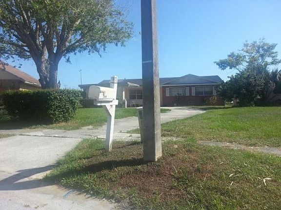 2nd image of 3018 Bunche St