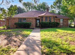 1650 Hyland Greens Dr, Grapevine, TX 76051