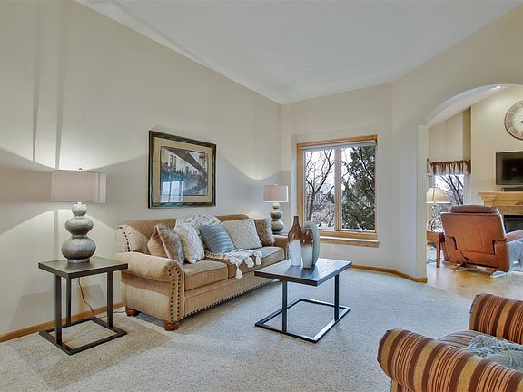 5th image of 2134 W Timbercreek Ct