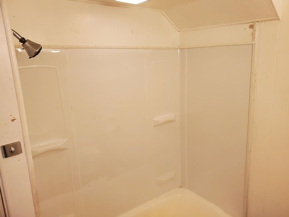 1st image of 544 N 8th St