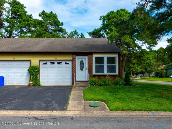 8B Medford Rd #61, Whiting, NJ 08759