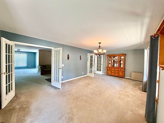 3rd image of 37 Zion Rd