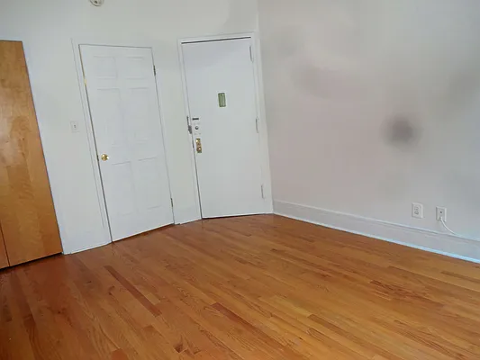 Rented by Prince Real Estate Associates LLC | media 7