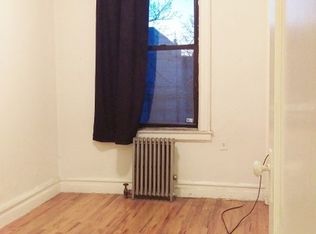 3623 30th St #2R, Astoria, NY 11106