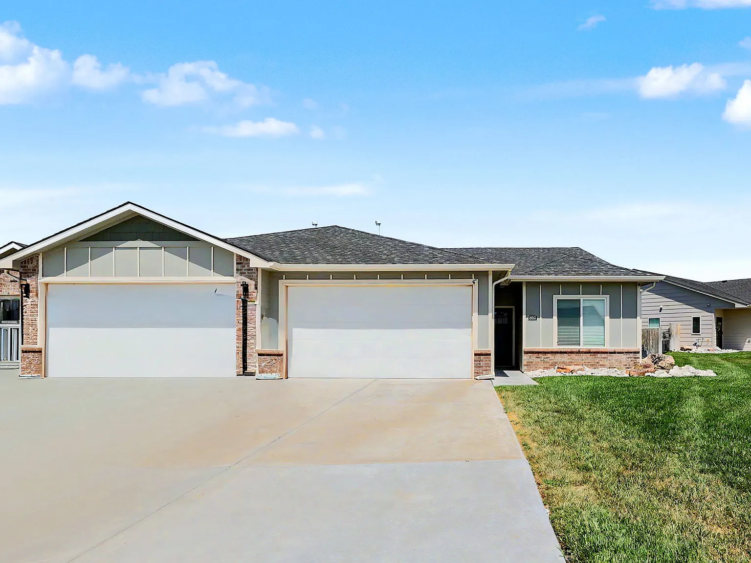 3 bed, $1,675 — Photo 4