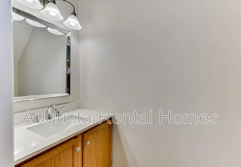 208 W Buena Vista Ave #1 — Photo 11