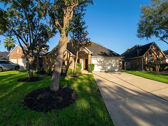 2nd image of 4914 Mission Lake Ct