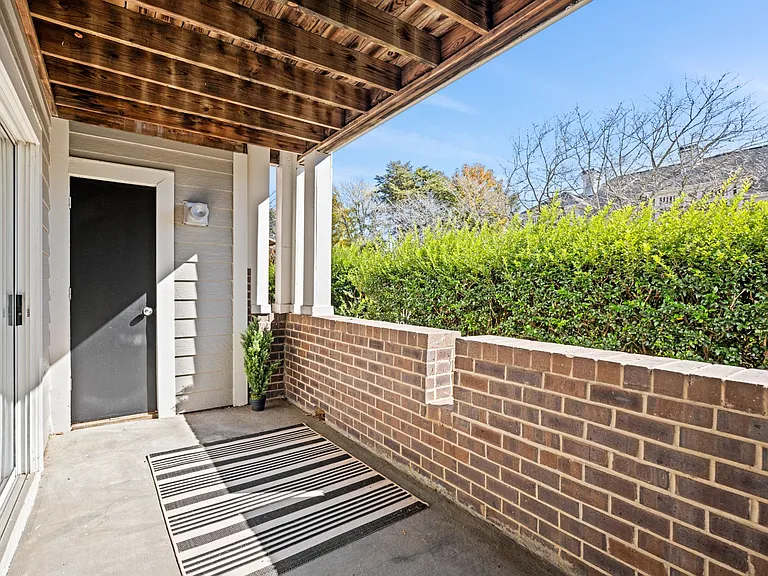 Northlake Apartments — Photo 21