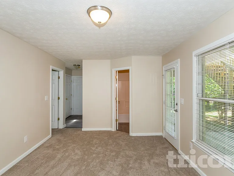 1320 Timber Walk Dr — Photo 10