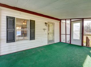 11555 1st St, Mount Vernon, MO 65712