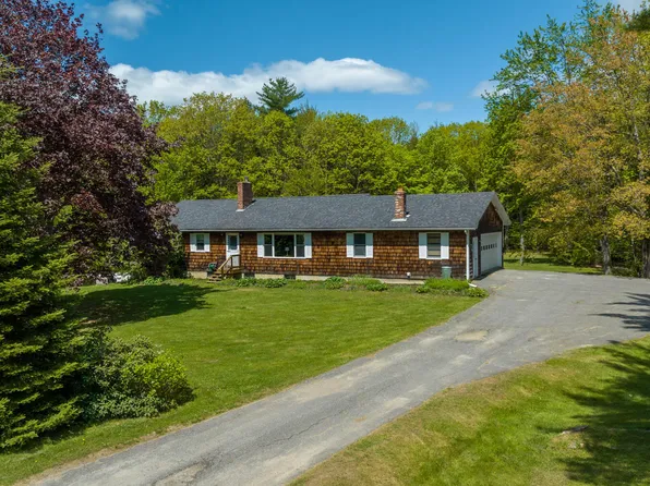 36 Mary Street, West Gardiner, ME 04345