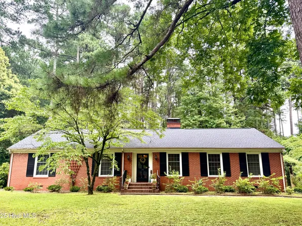 711 Stuart Drive, Sanford, NC 27330