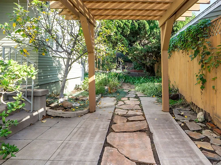 3635 Pershing Ave — Photo 25