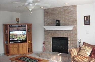 4th image of 107 Autumn Hill Dr