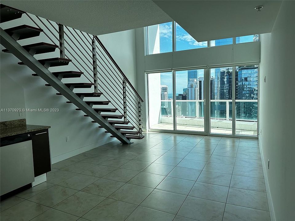 1st image of 41 SE 5th St APT 2312