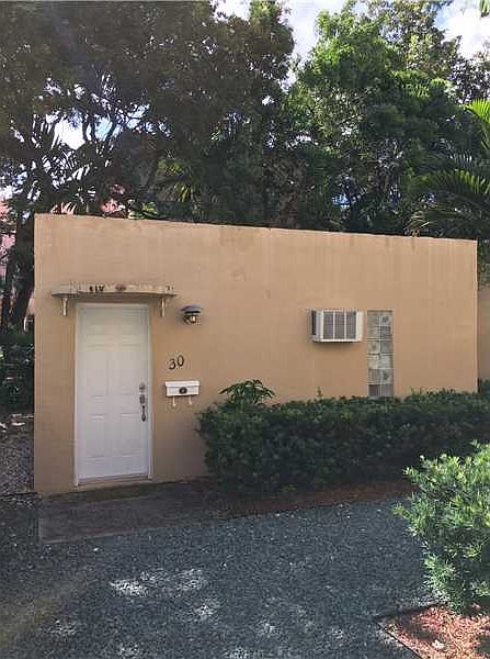 1st image of 30 Calabria Ave