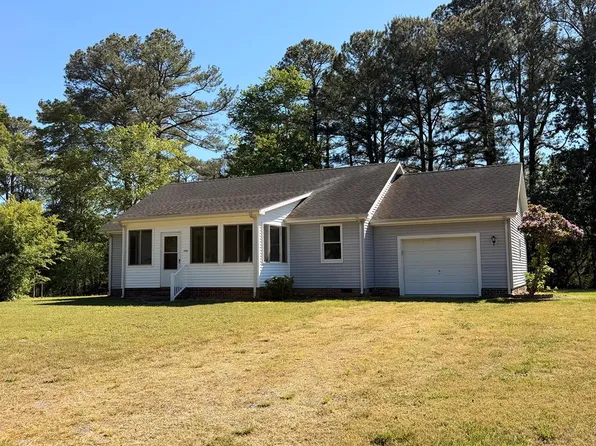 24460 Finney Dr, Onancock, VA 23417
