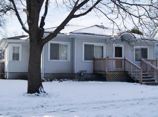 1228 3rd St, Nevada, IA 50201