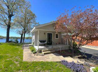 63568 Zabel Shores Rd, Sturgis, MI 49091