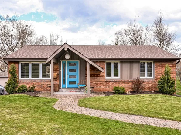 170 Mardi Gras Dr, Pittsburgh, PA 15239