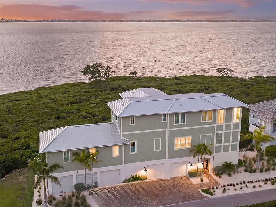 1st image of 332 Harbour Sound Ct