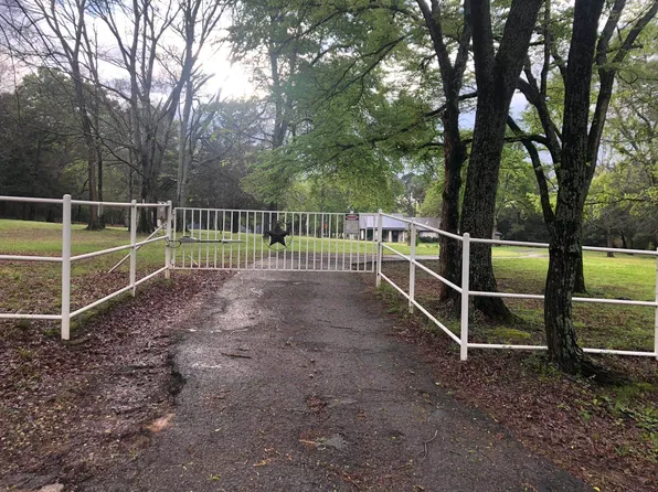690 Vz County Road 4809, Ben Wheeler, TX 75754