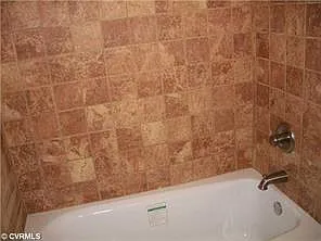 3921 Breezy Ct — Photo 2