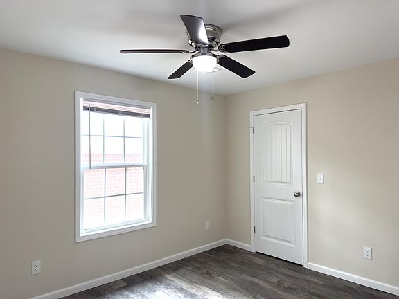 5th image of 313 Baughman Ave #3