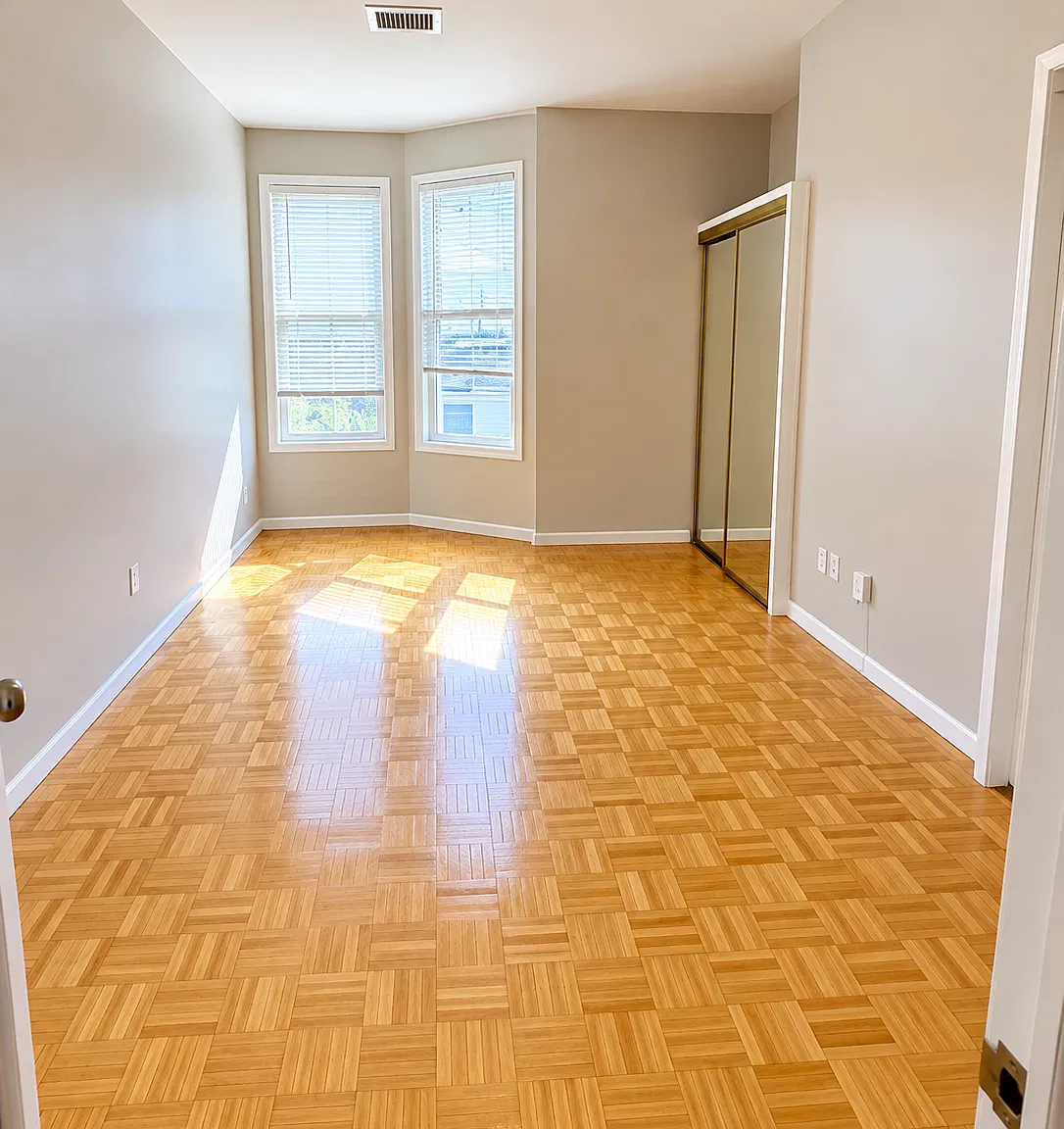 1 bed, 800 sqft, $1,900 — Photo 2