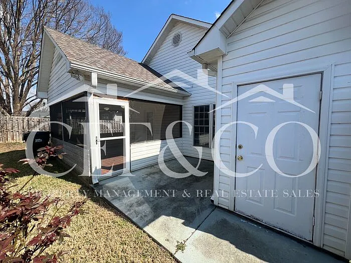 514 Rose Trellis Ct — Photo 18