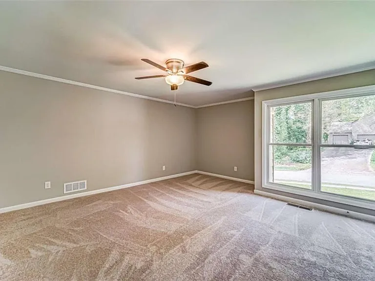 2218 Woodfern Dr — Photo 44