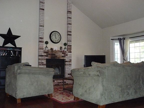 3rd image of 3508 Cassie Ln