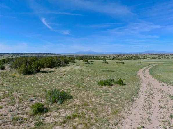 Carlson Road, Walsenburg, CO 81089