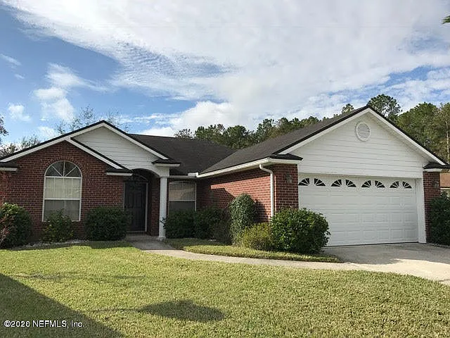 12018 Sunchase Dr — Photo 1