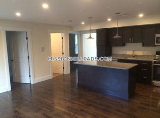 24 Sunset St #A01, Mission Hill, MA 02120