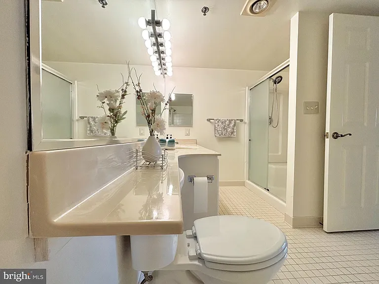 14800 Pennfield Cir #408 — Photo 1