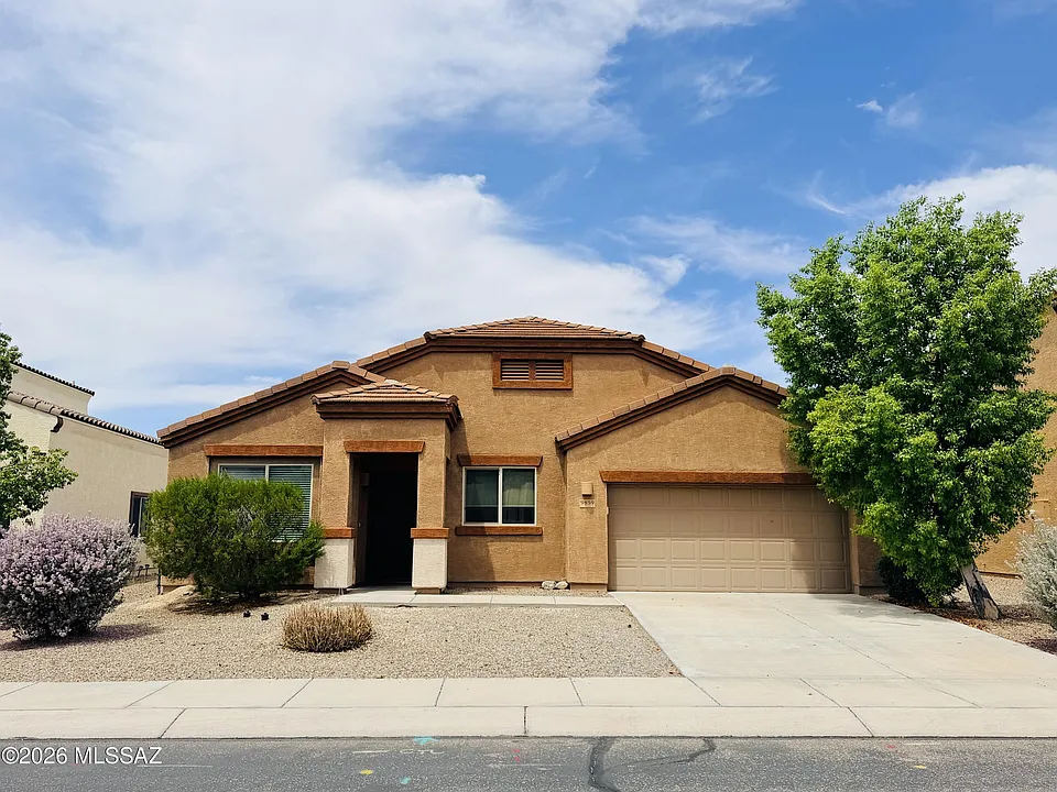 9859 N Crook Ln