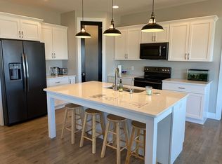 2309 Blythe Blvd, Cedar Falls, IA 50613